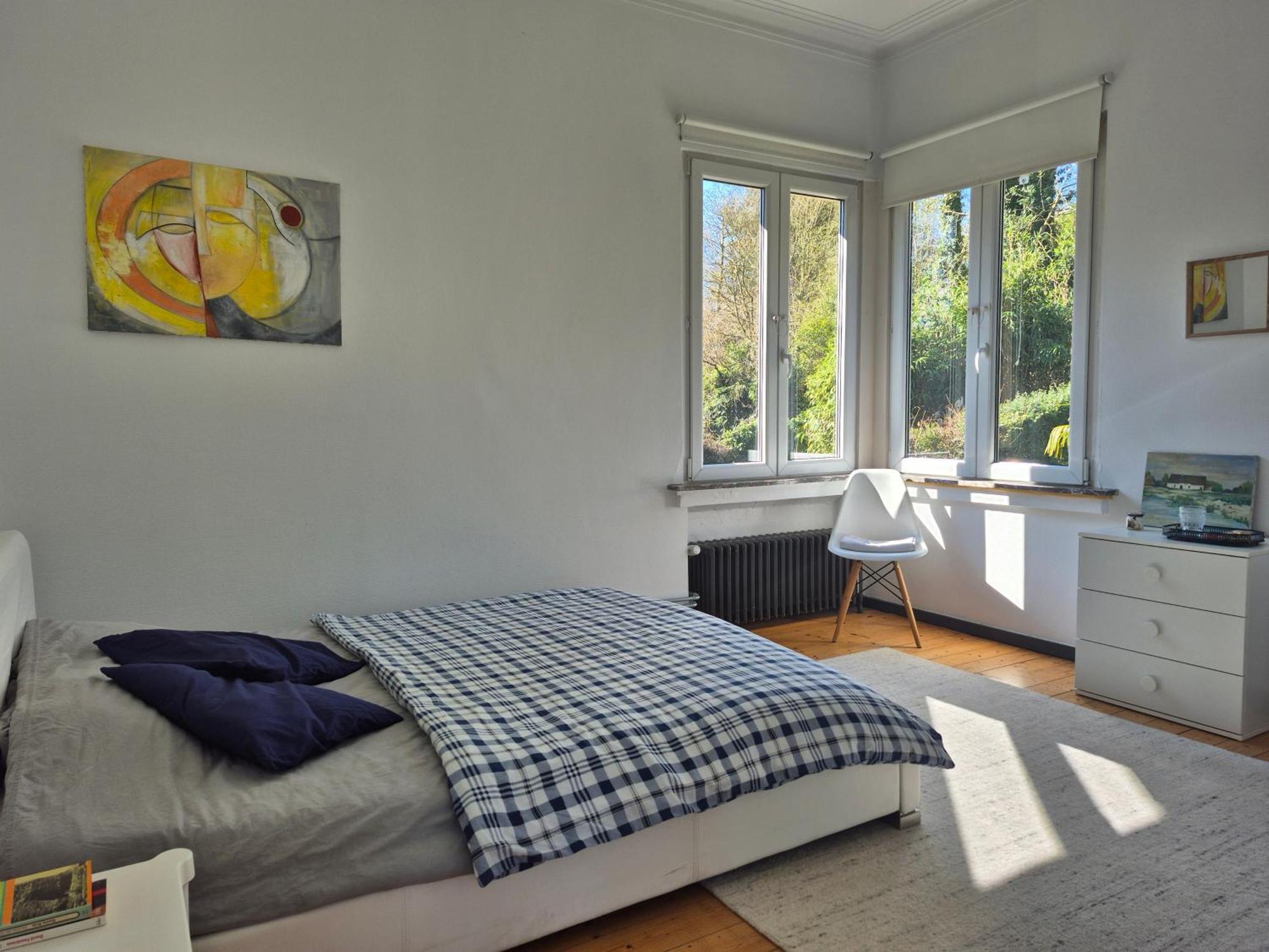 Souverain 94 Homestay Brussels